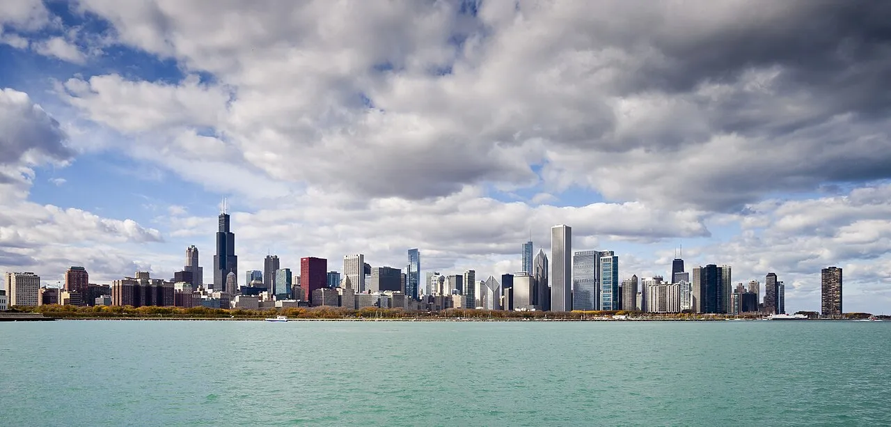 Vista del Skyline de Chicago desde el Planetario, Illinois, Estados Unidos, 2012-10-20, DD 05
