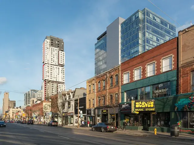Queen St W, Toronto, as seen between Spadina Ave and Peter St 20170416 1